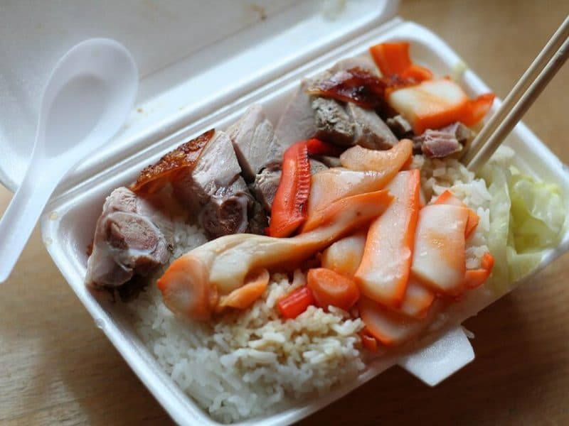 To-go clamshells